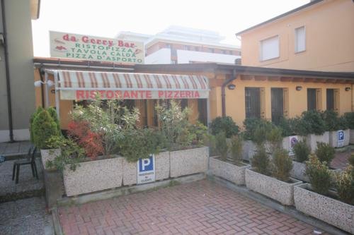 Pizzeria